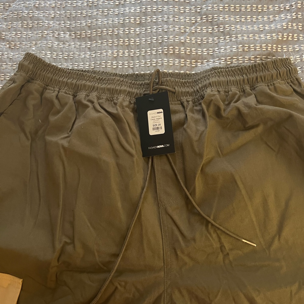 Fashion Nova NWT! Block It Out Olive/Combo Cargo Pants Jogger Size 2X NEW